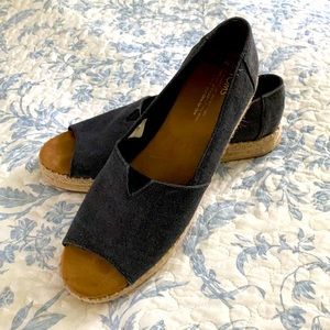 Toms Open-Toe Espadrille, Black Canvas